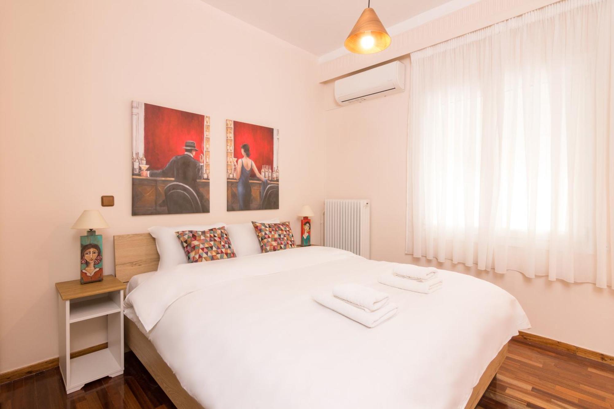 Three Bedrooms Apt In Kallithea Афины Экстерьер фото